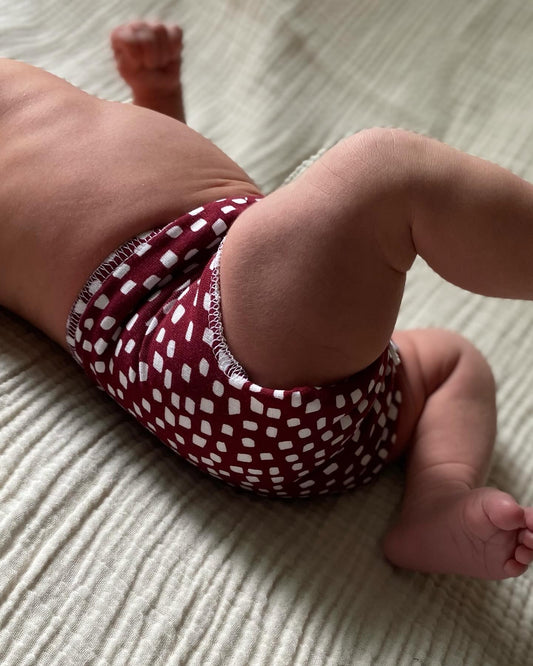 FREYA - universaalne eelvolditud mähe / Versatile pre-fold diaper
